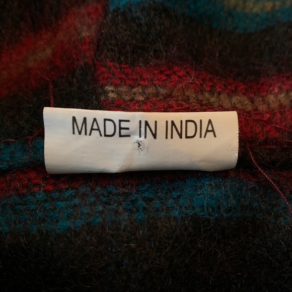 Indian Shawl - Picture 2 of 3